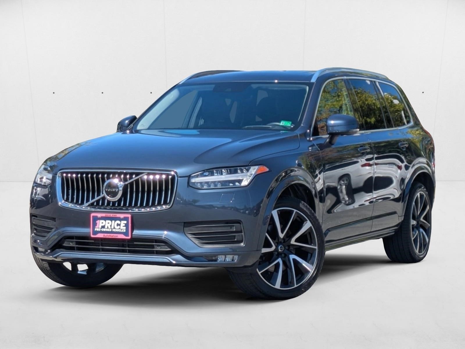 2022 Volvo XC90 Momentum