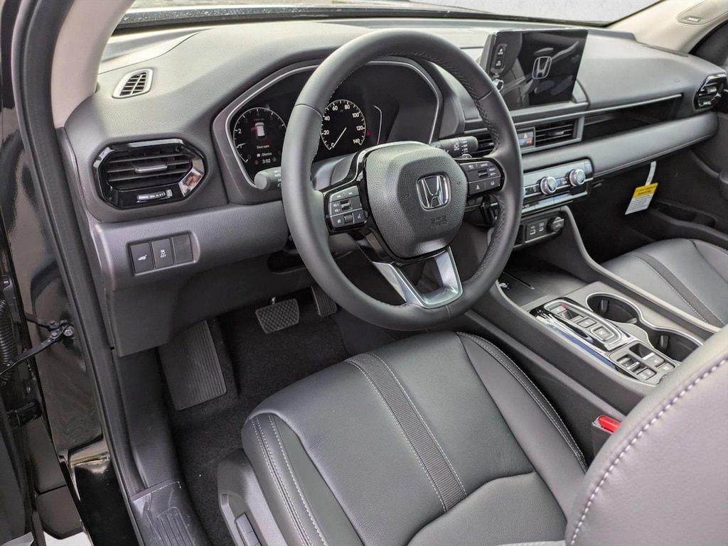 New 2025 Honda Pilot Touring+ SUV