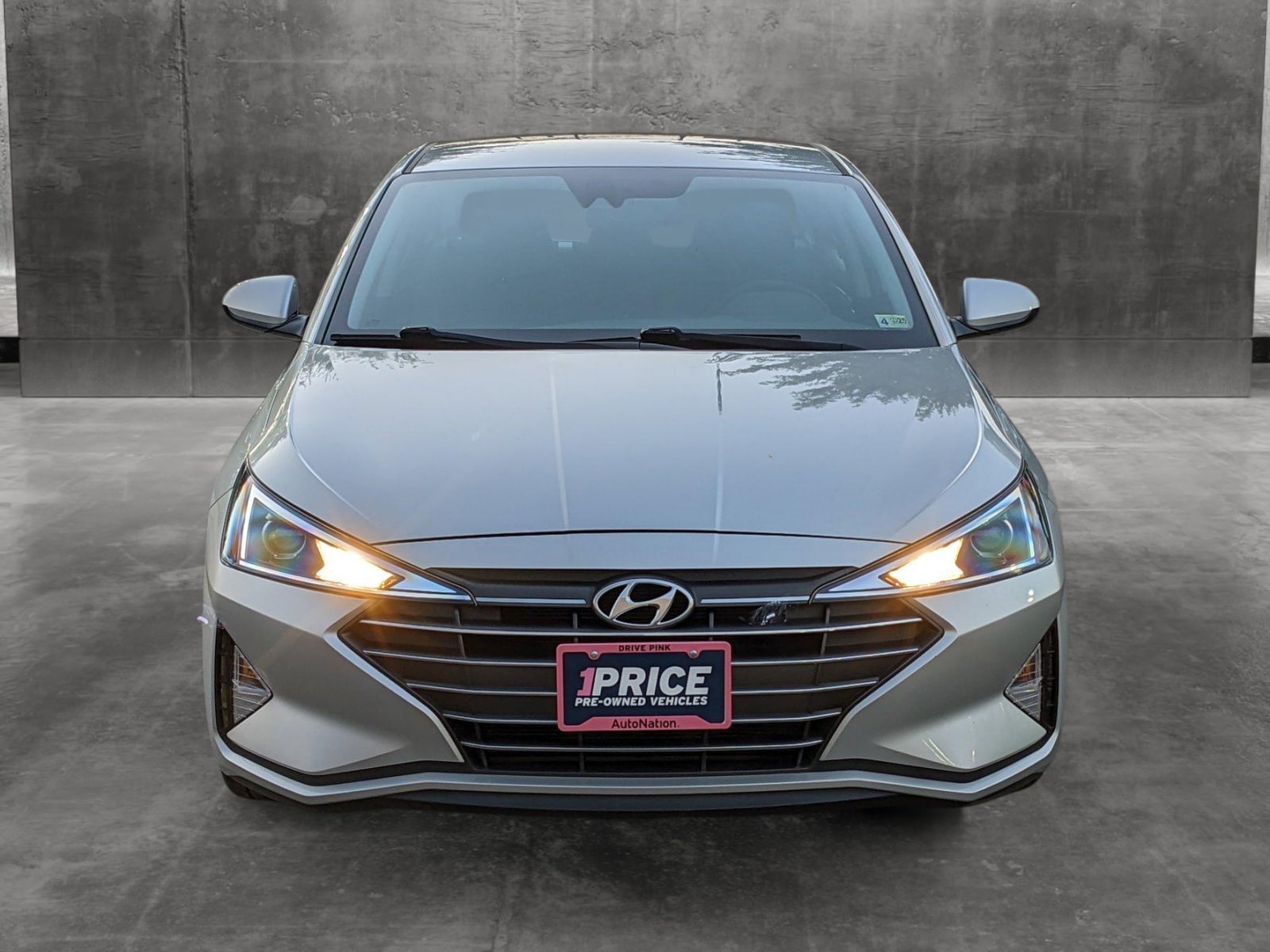 Used 2020 Hyundai Elantra SEL with VIN 5NPD84LF6LH539702 for sale in Sterling, VA