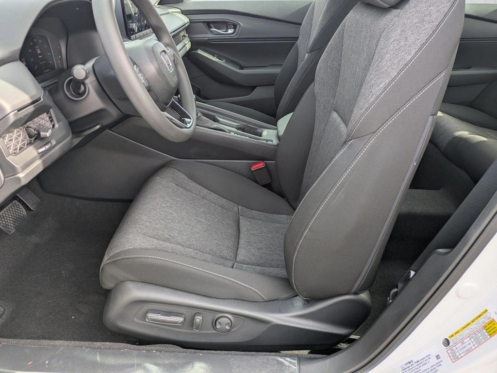 New 2025 Honda Accord SE Sedan