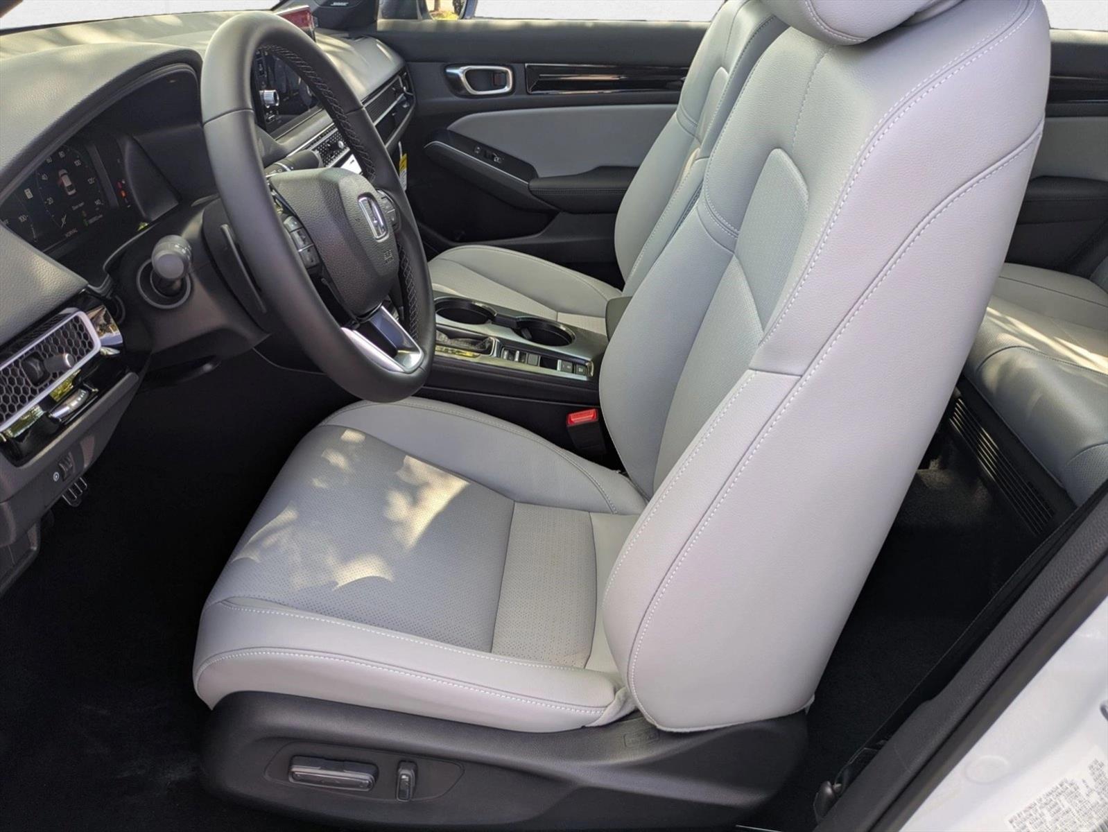 2026 Honda Civic Hybrid Sport Touring photo 4