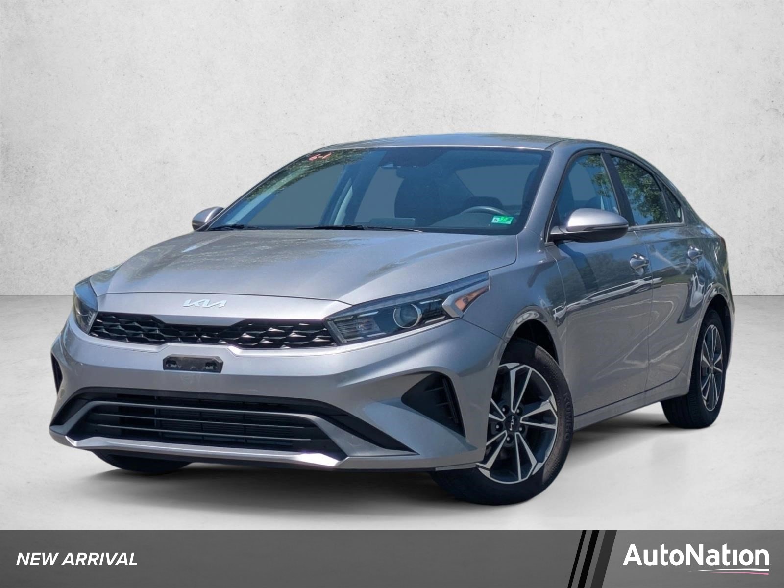 2024 Kia Forte LXS AT's photo
