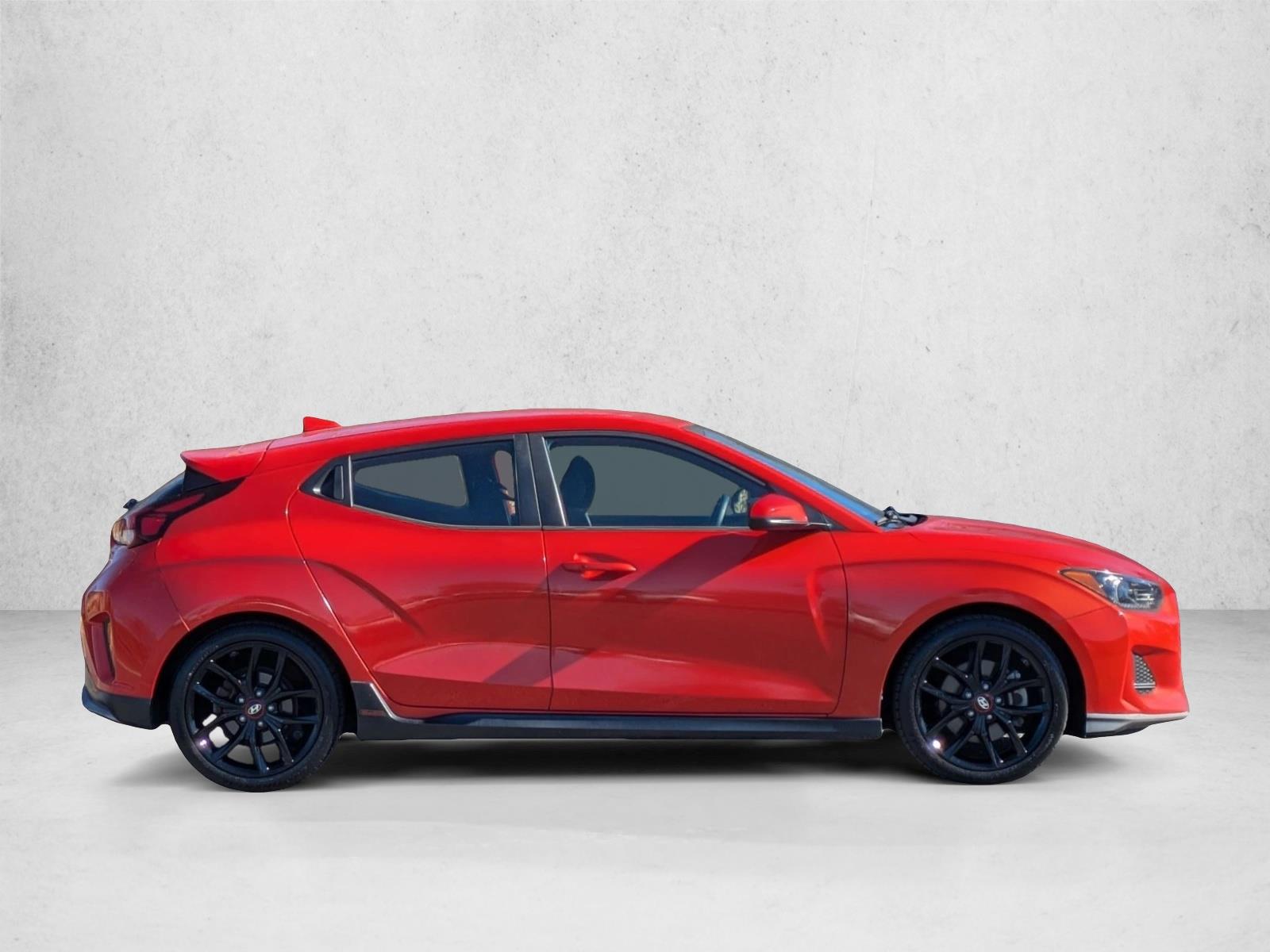 2019 Hyundai Veloster Turbo R-Spec photo 4