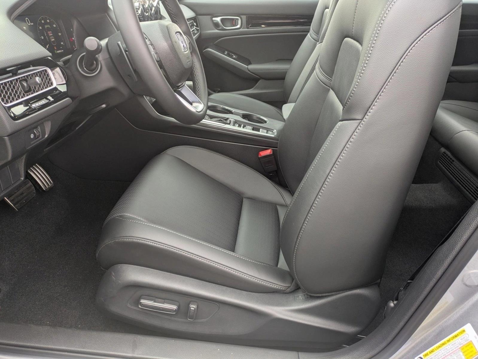 2026 Honda Civic Hybrid Sport Touring photo 4