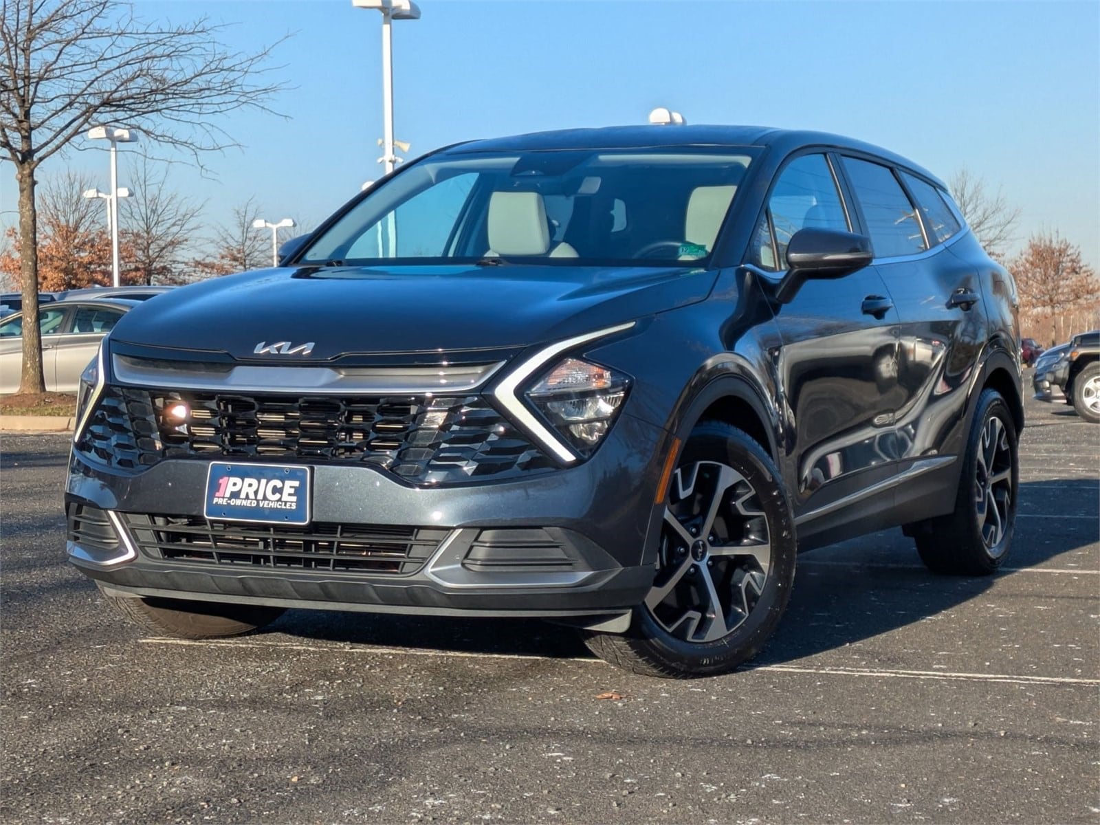 2023 Kia Sportage EX's photo