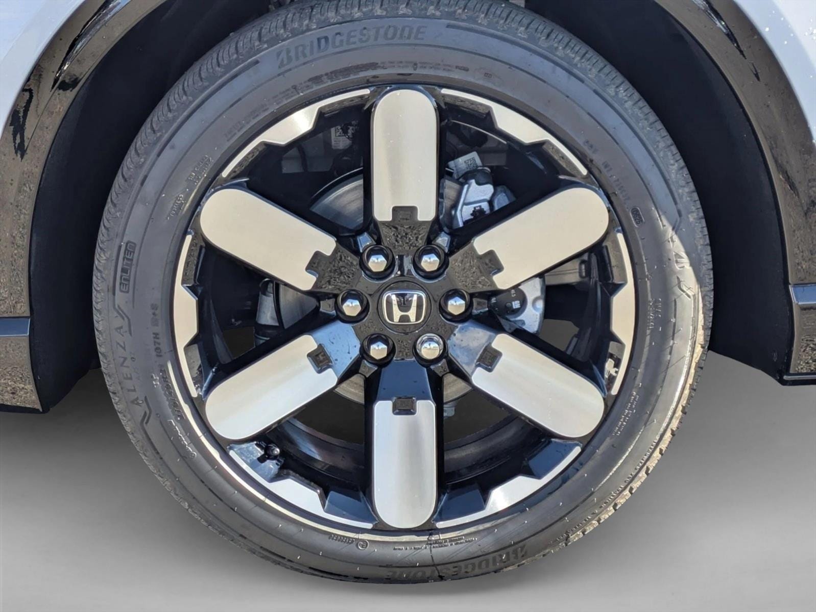 2026 Honda Prologue Elite - Photo 10