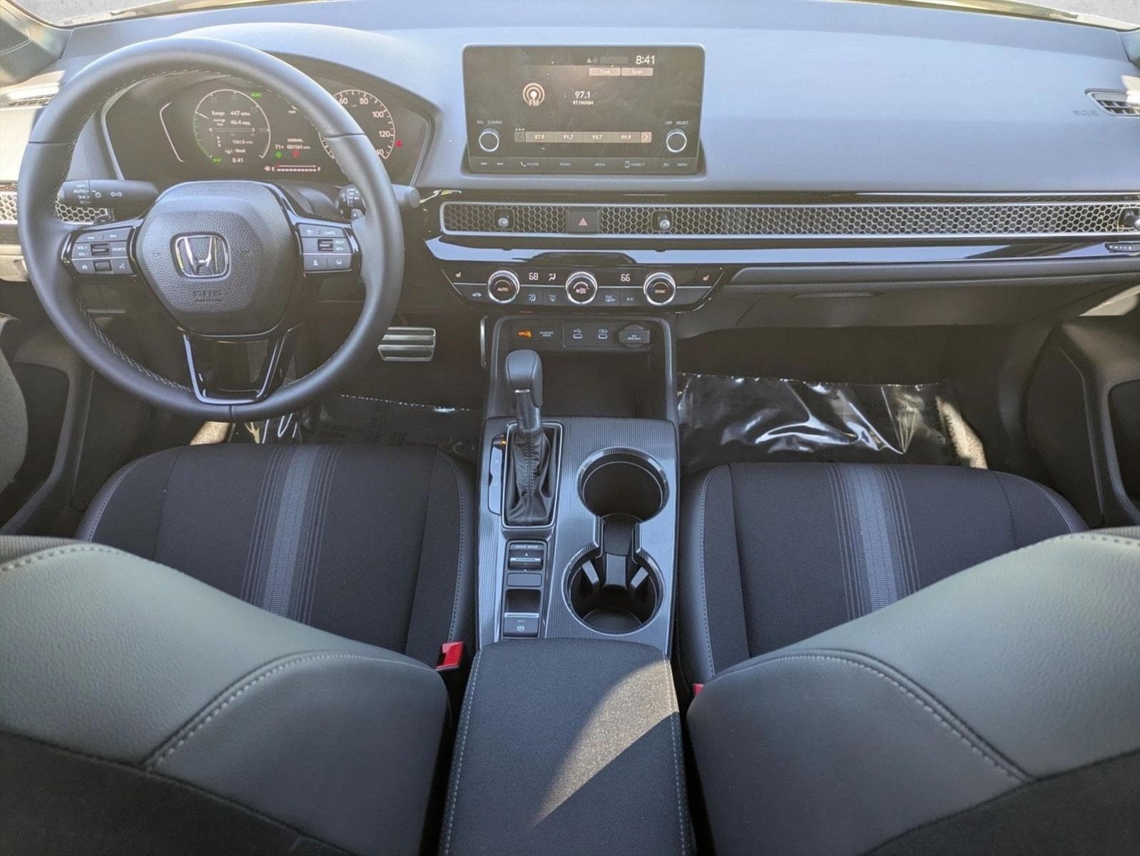 2026 Honda Civic Hatchback Sport - Photo 17