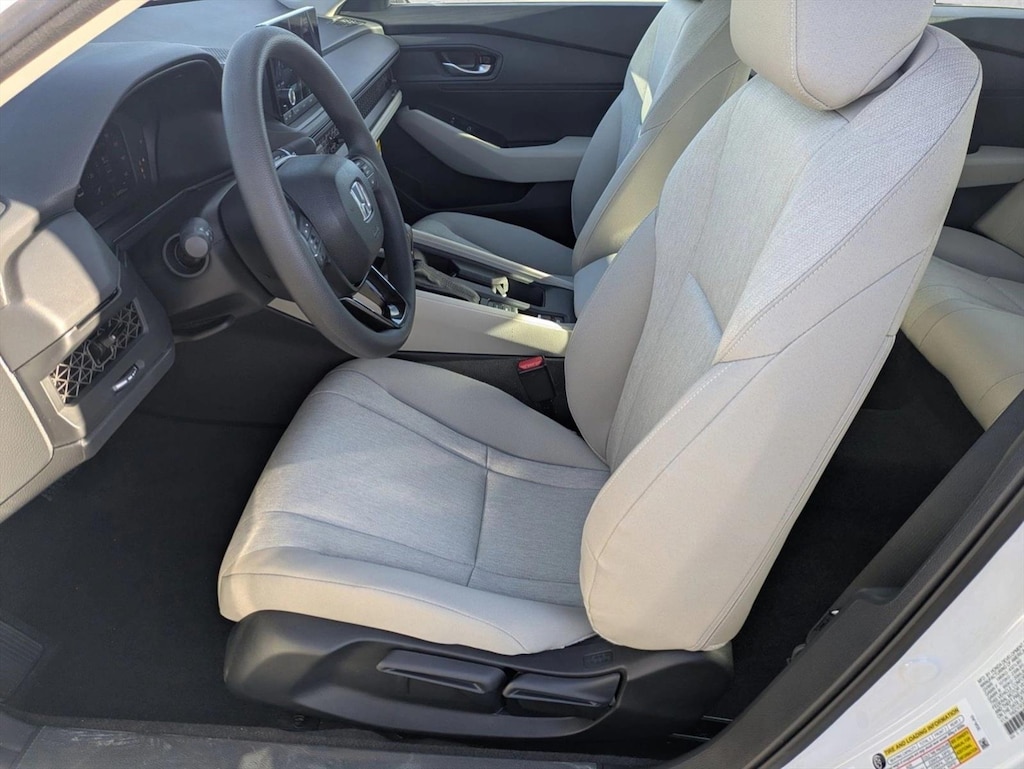New 2025 Honda Accord LX Sedan