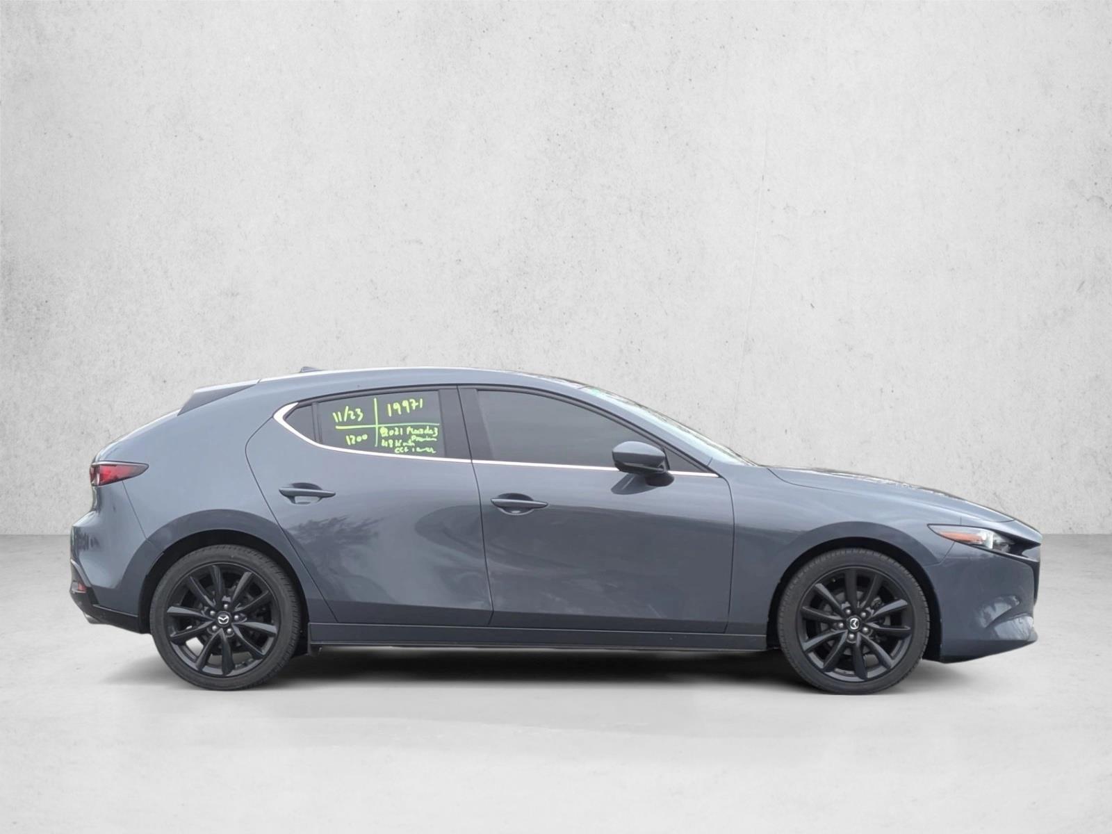 2021 Mazda Mazda3 Premium Hatchback photo 4