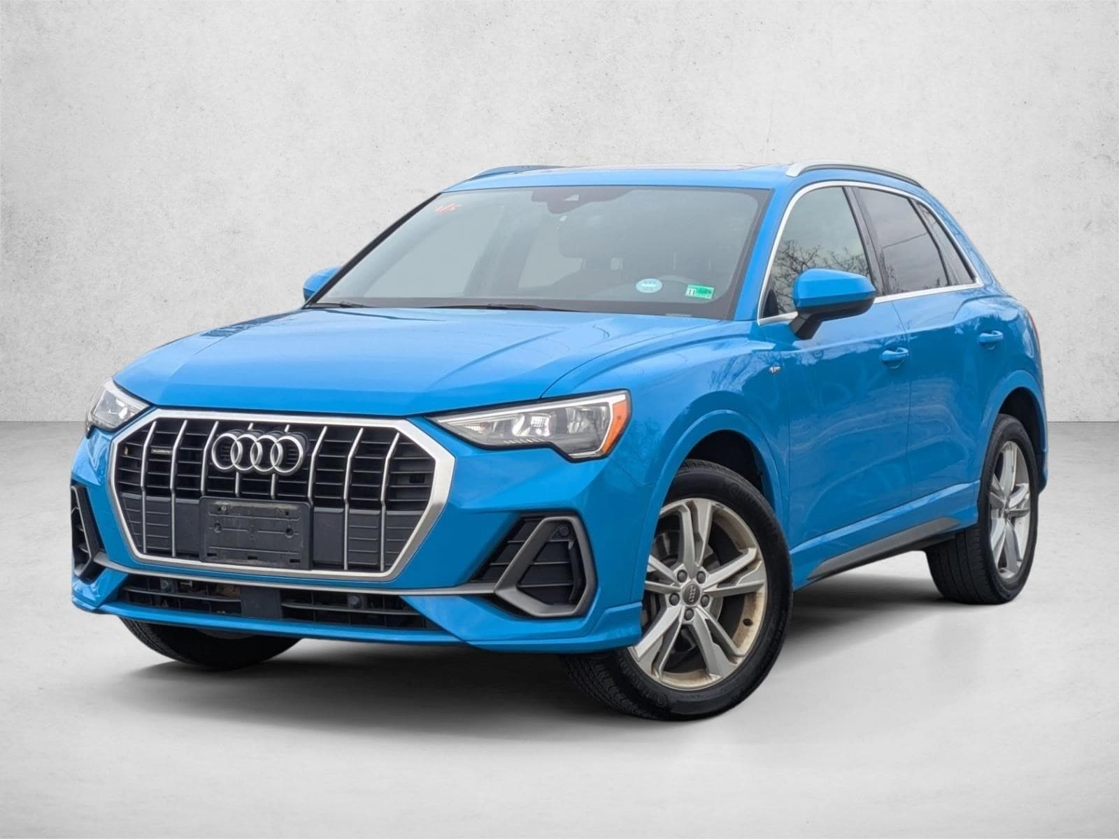 2020 Audi Q3 S Line Premium's photo