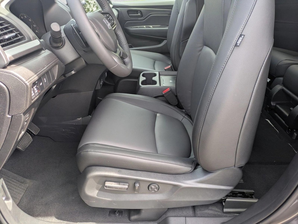 New 2026 Honda Odyssey EX-L Van Passenger
