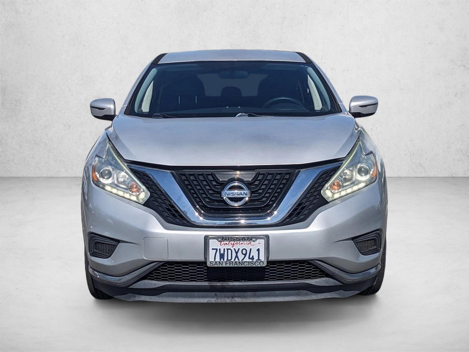 2016 Nissan Murano S photo 2