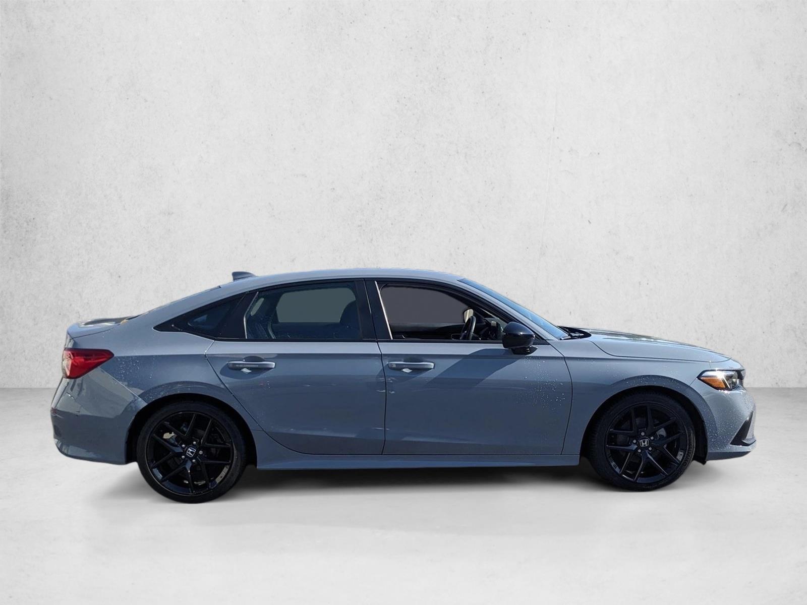 2022 Honda Civic Sport photo 4