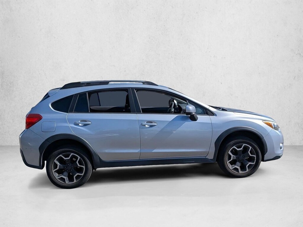Used 2013 Subaru XV Crosstrek 2.0i Premium w/Moonroof SUV