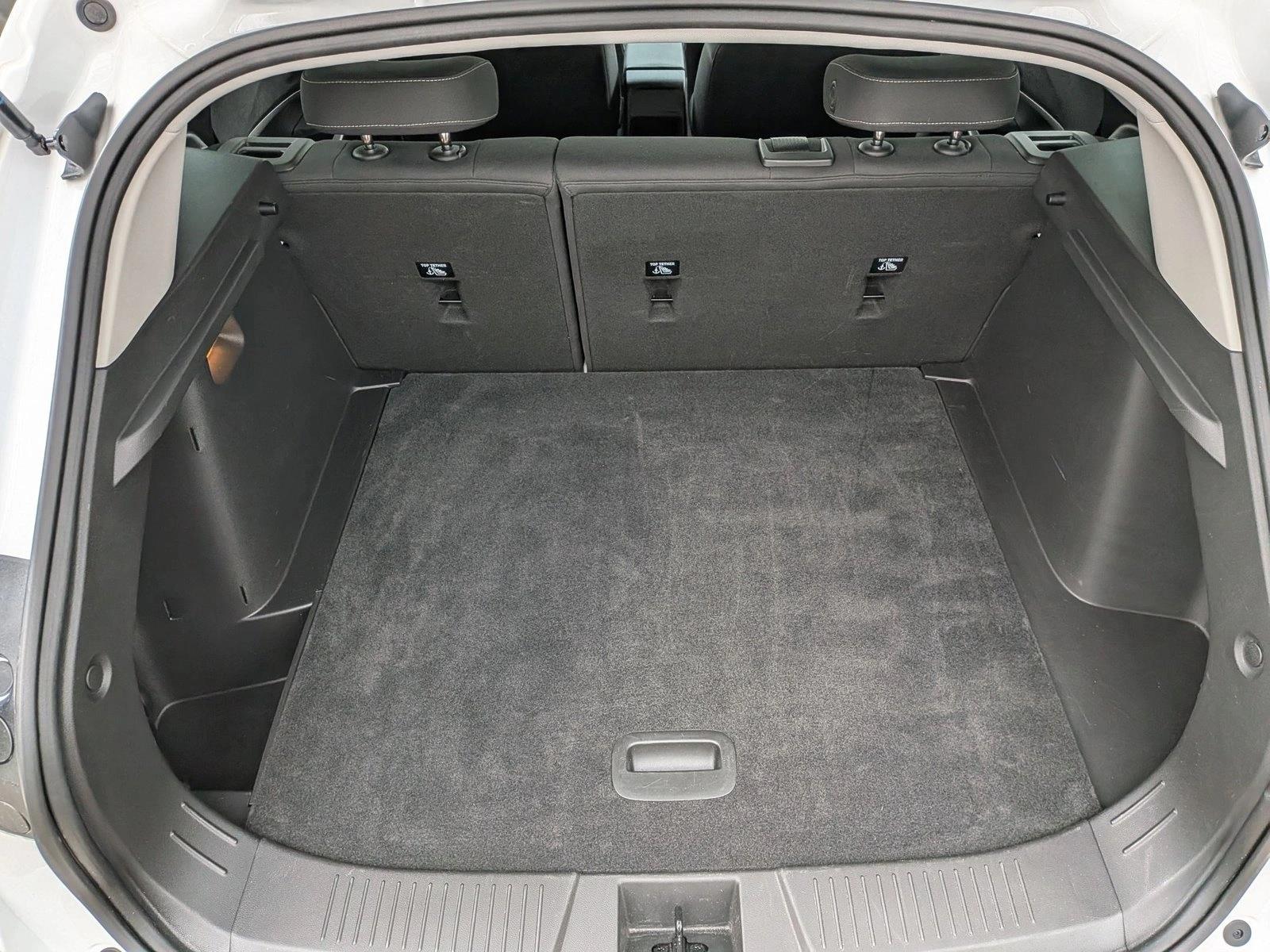 2025 Chevrolet Trax LS photo 6