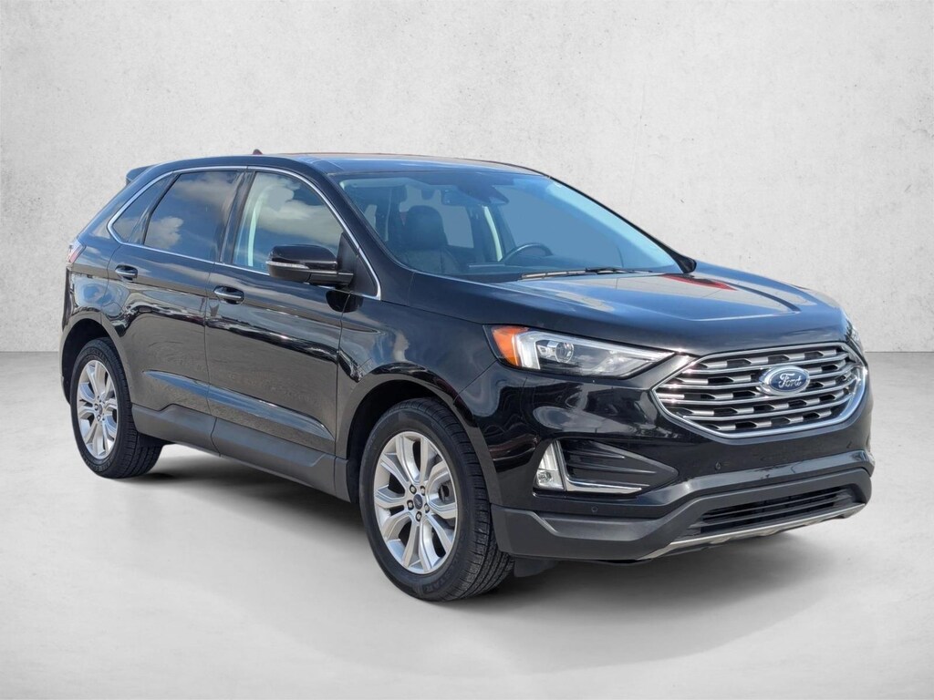 Used 2022 Ford Edge Titanium SUV