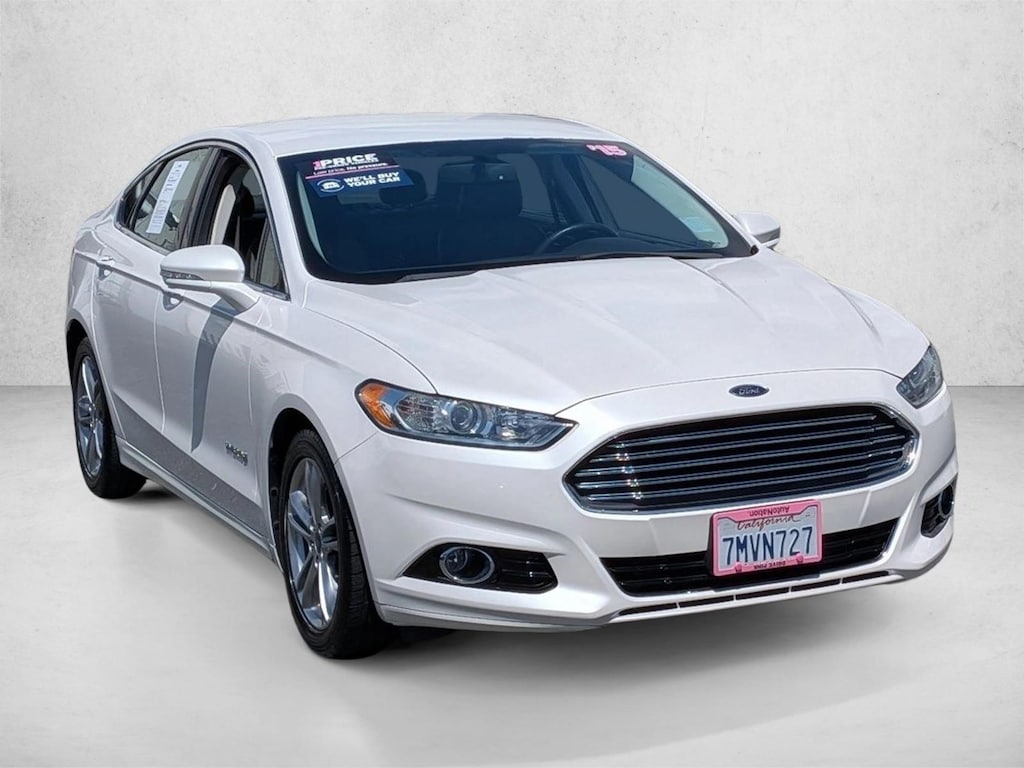 Used 2015 Ford Fusion Hybrid Titanium Sedan