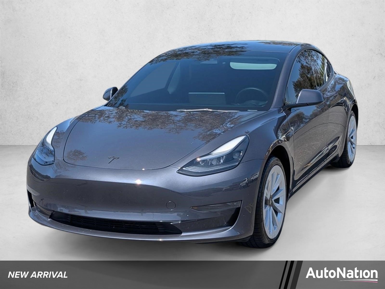 2023 Tesla Model 3 -'s photo