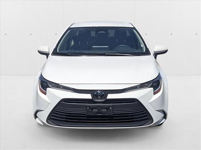 Used 2023 Toyota Corolla LE with VIN JTDB4MEE9PJ000821 for sale in Northfield, Minnesota
