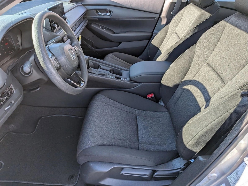 New 2025 Honda Accord LX Sedan