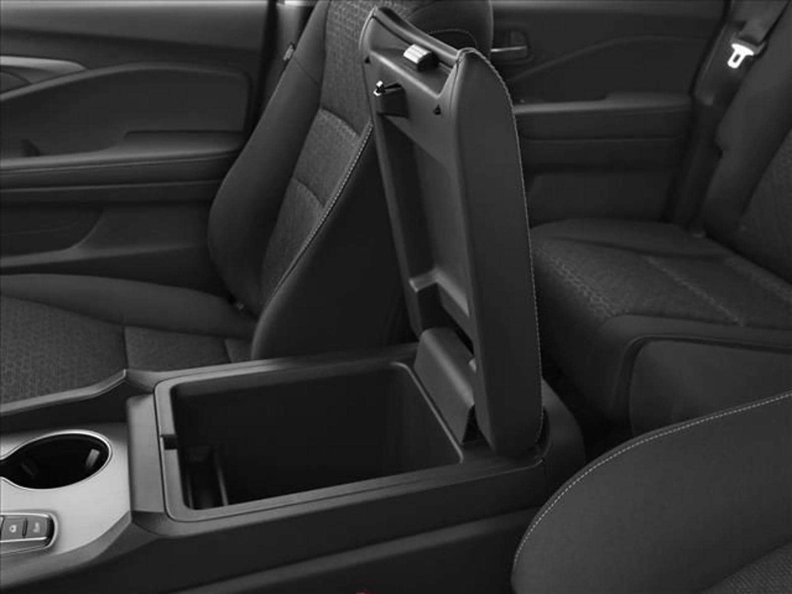 2025 Honda Ridgeline Sport - Photo 10