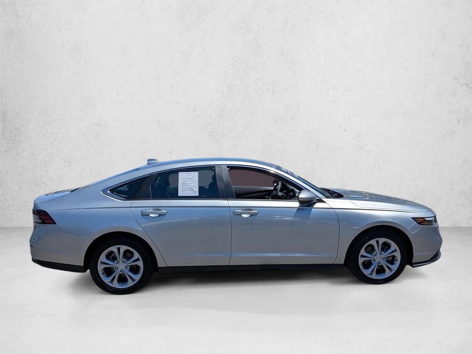 2024 Honda Accord LX - Photo 4
