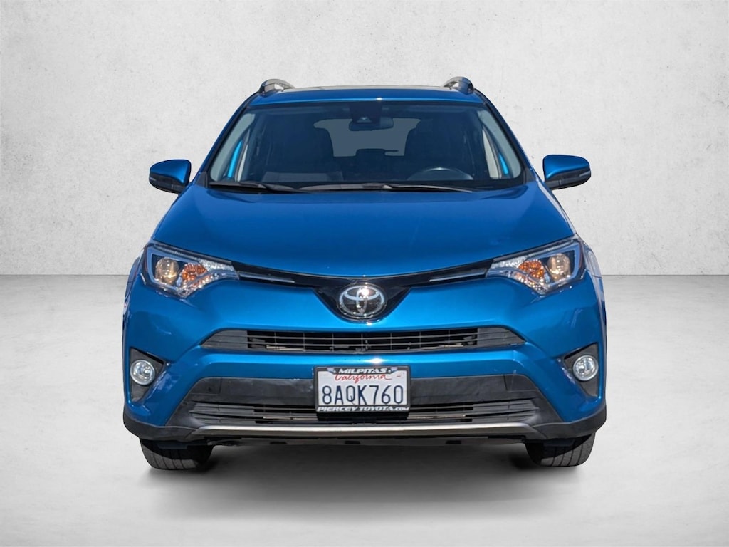 Used 2018 Toyota RAV4 XLE SUV