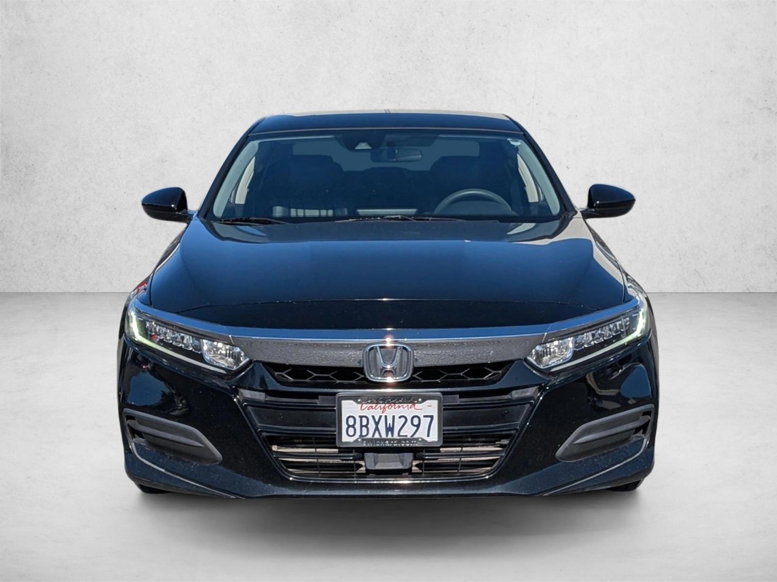 2018 Honda Accord LX photo 2