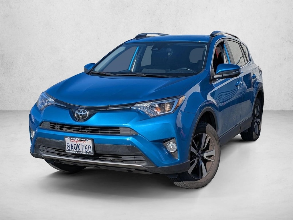 Used 2018 Toyota RAV4 XLE SUV