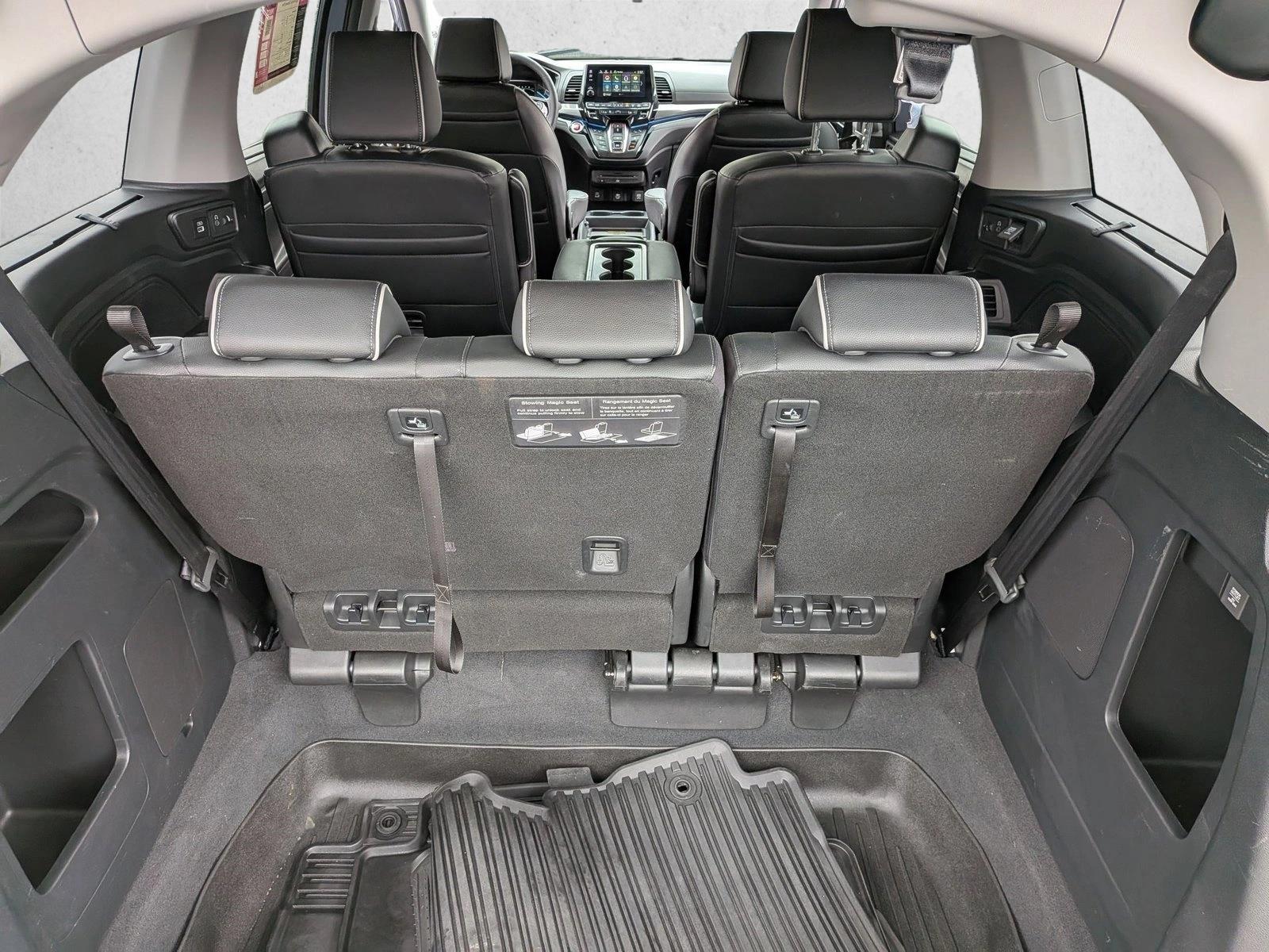 2023 Honda Odyssey Elite photo 5