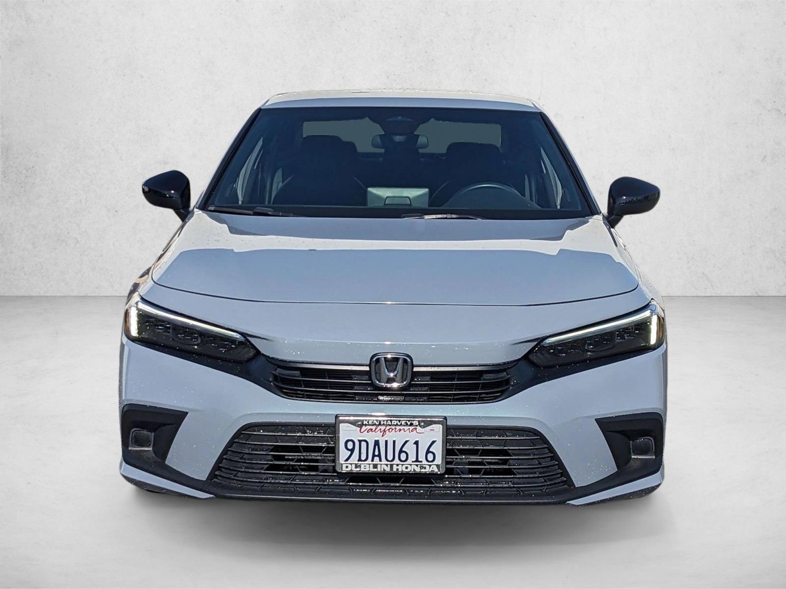 2022 Honda Civic Sport photo 2