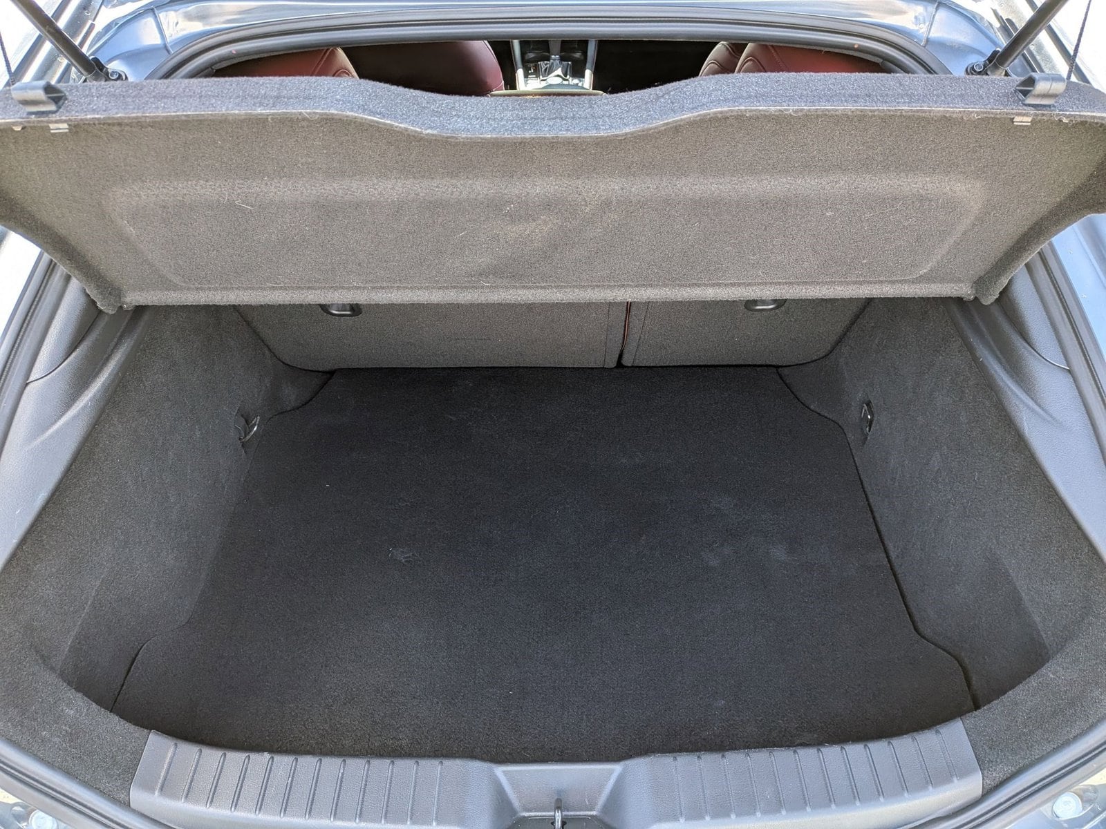 2024 Mazda Mazda3 Hatchback 2.5 S Carbon Edition photo 5