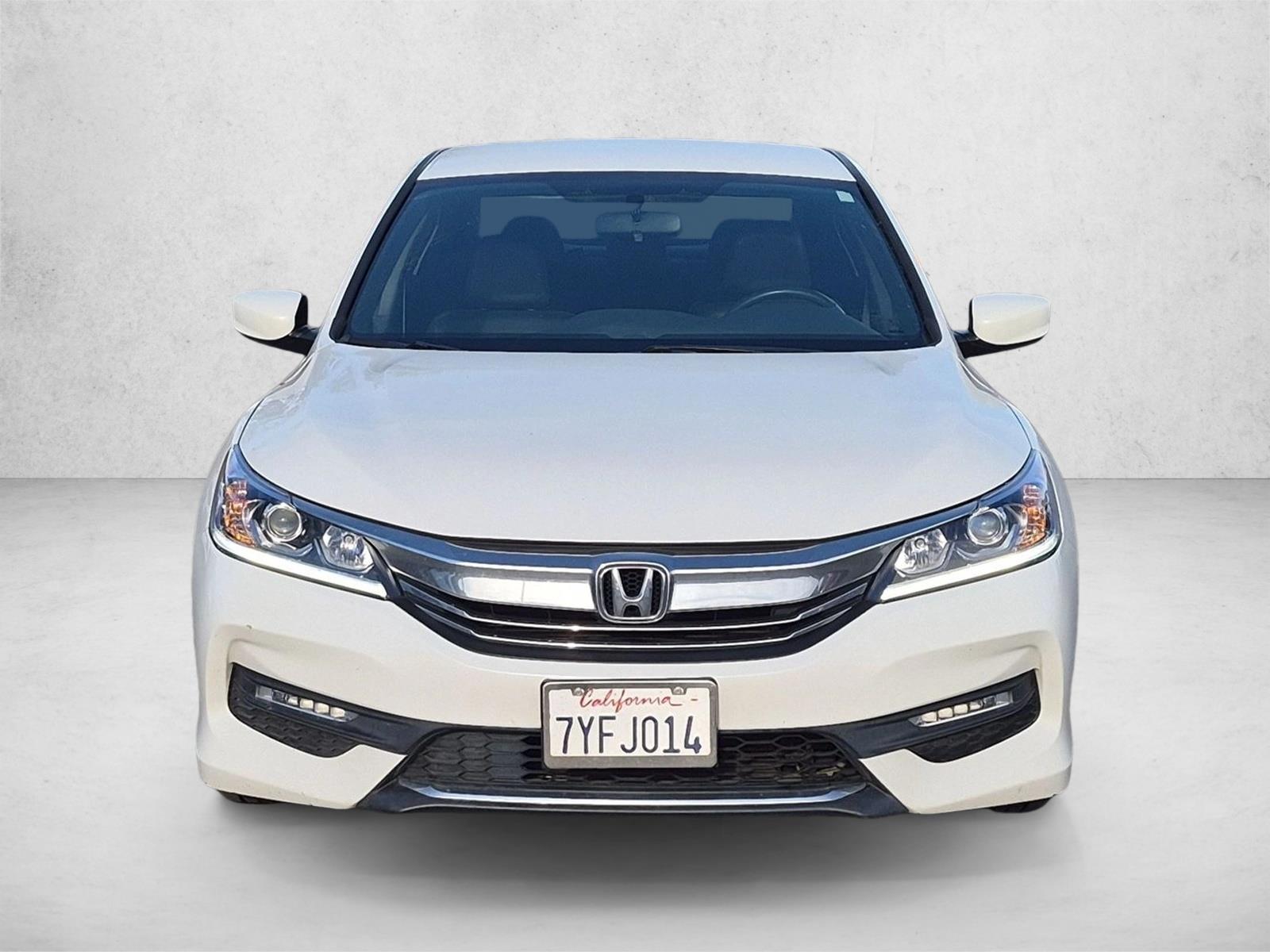 Used 2017 Honda Accord Sport SE with VIN 1HGCR2F17HA213386 for sale in Fremont, CA