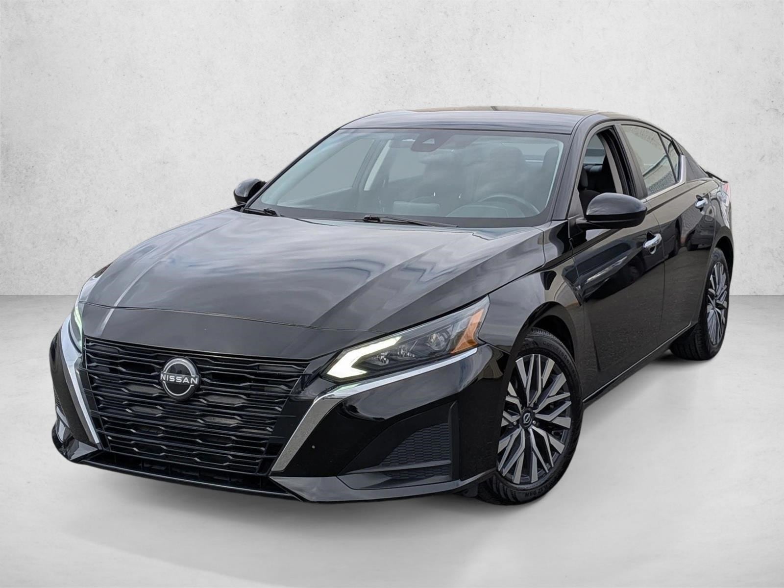 2023 Nissan Altima SV