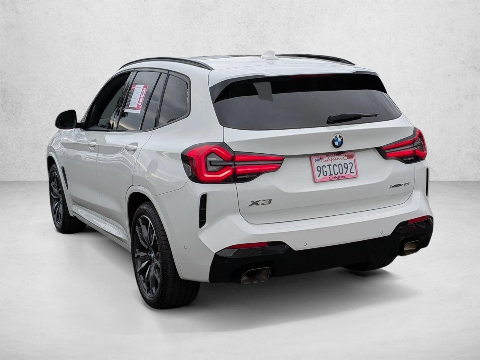 2023 BMW X3 xDrive30i photo 3