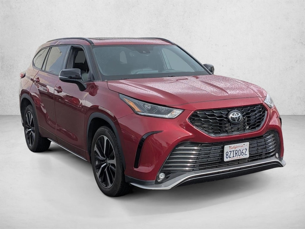 Used 2022 Toyota Highlander XSE SUV