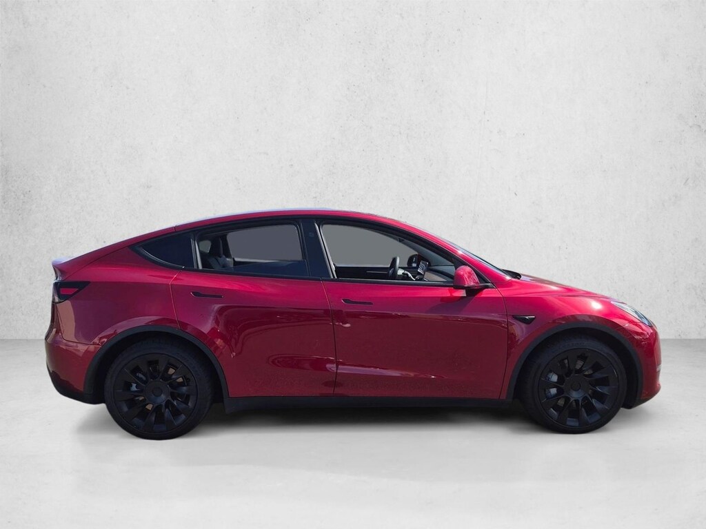 Used 2024 Tesla Model Y Long Range SUV