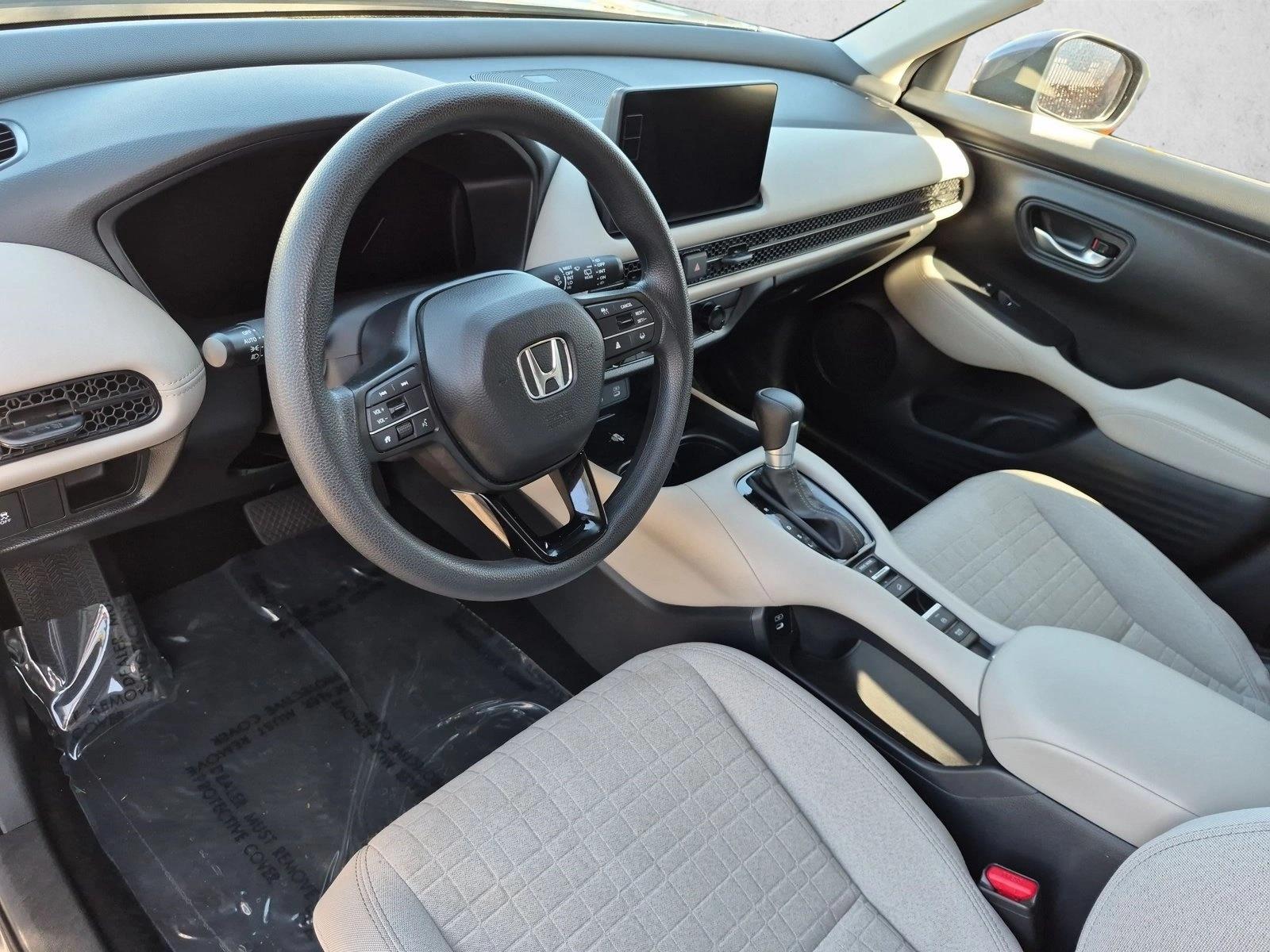 2026 Honda HR-V LX - Photo 10