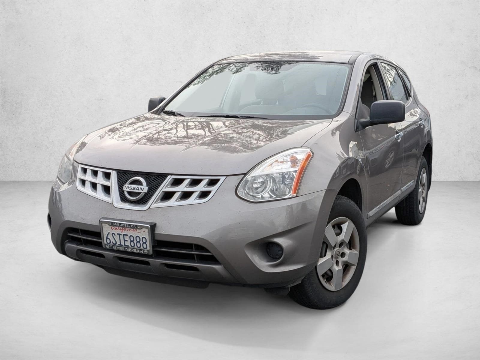 2011 Nissan Rogue S's photo