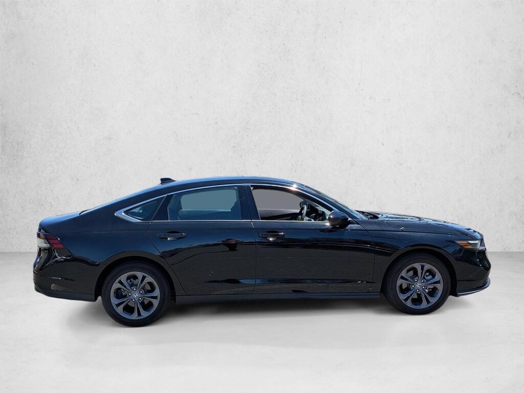 Used 2024 Honda Accord EX Sedan