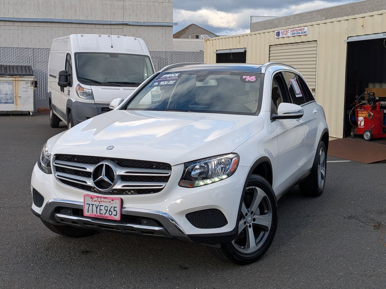 2016 Mercedes-Benz GLC 300 4MATIC photo 1
