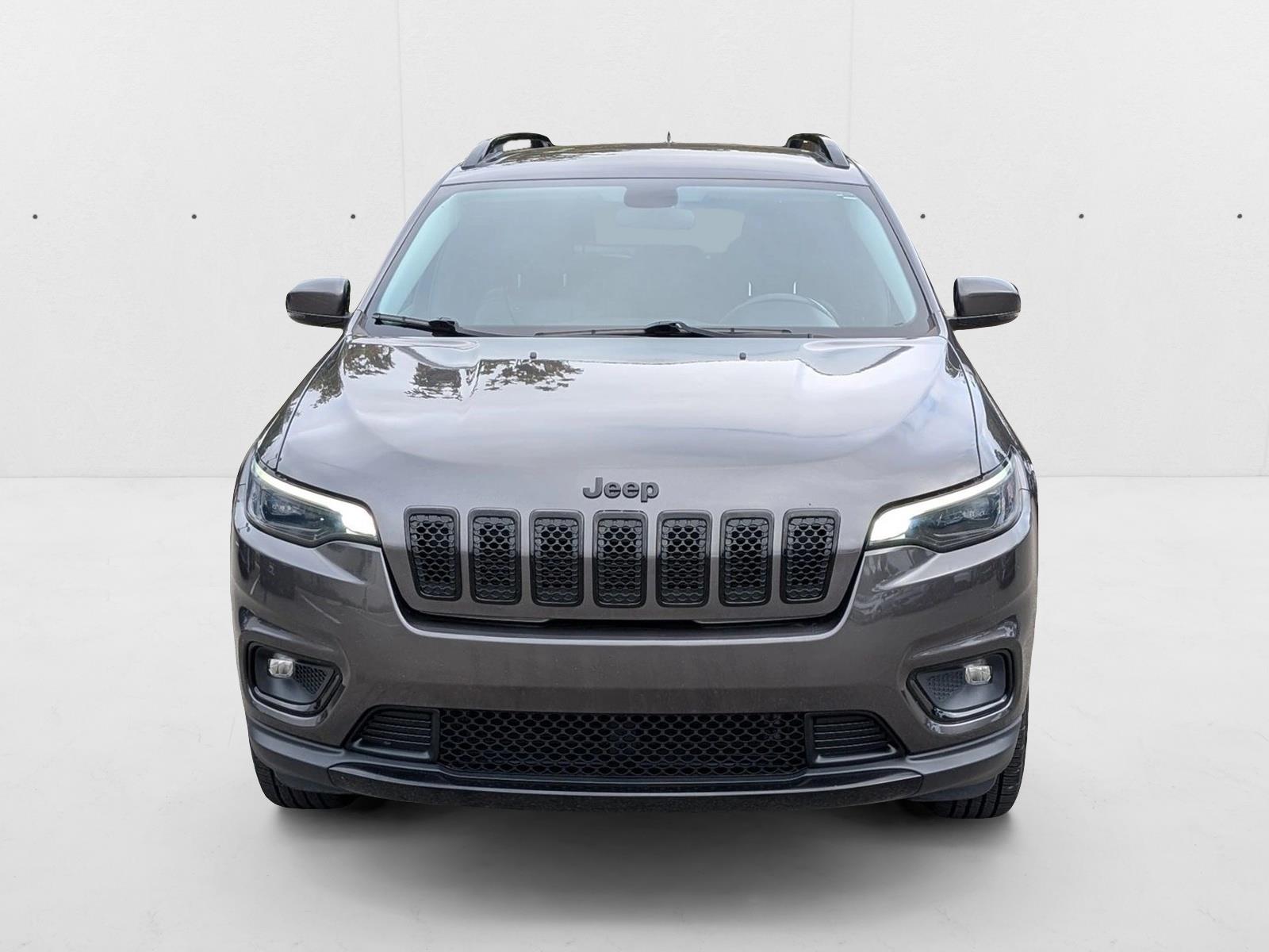 2020 Jeep Cherokee Latitude photo 2