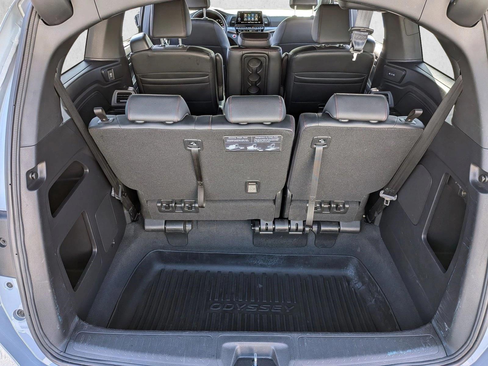 2025 Honda Odyssey Sport-L photo 5
