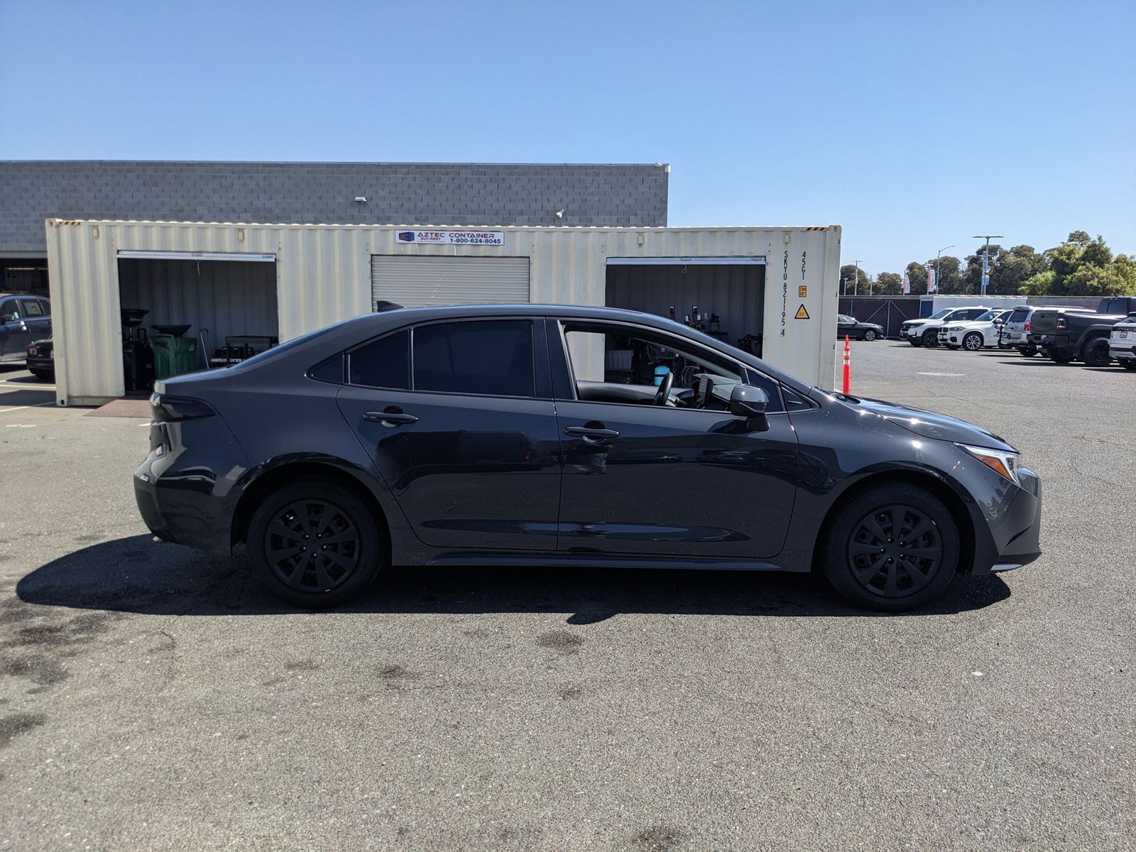 2024 Toyota Corolla Hybrid LE photo 4