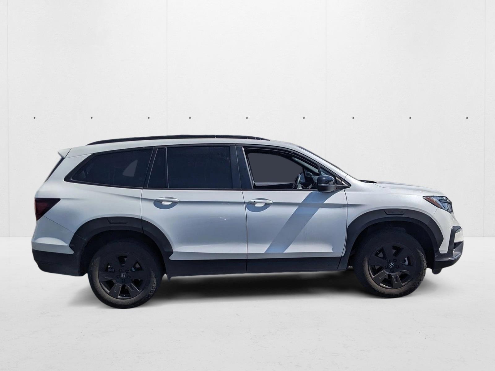 2022 Honda Pilot TrailSport photo 4