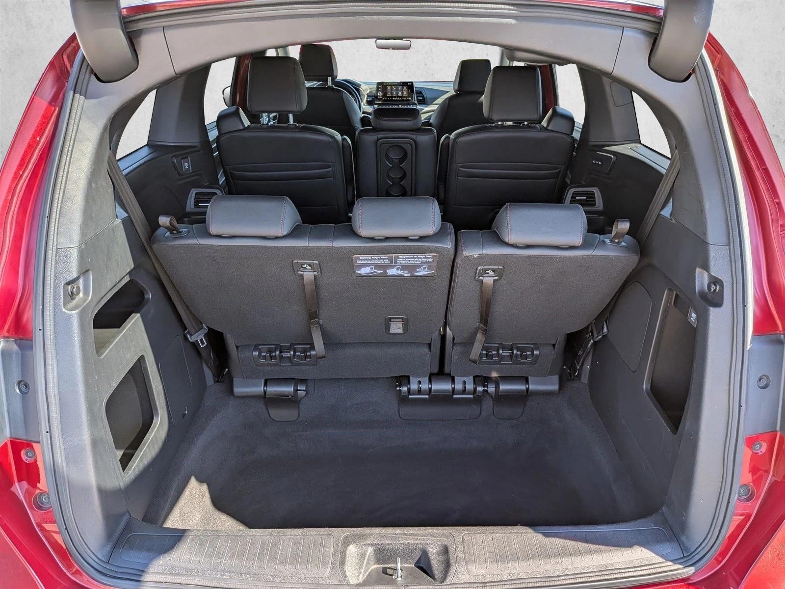 2025 Honda Odyssey Sport-L photo 5