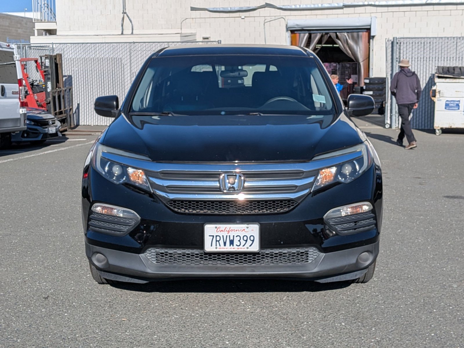 2016 Honda Pilot LX photo 2