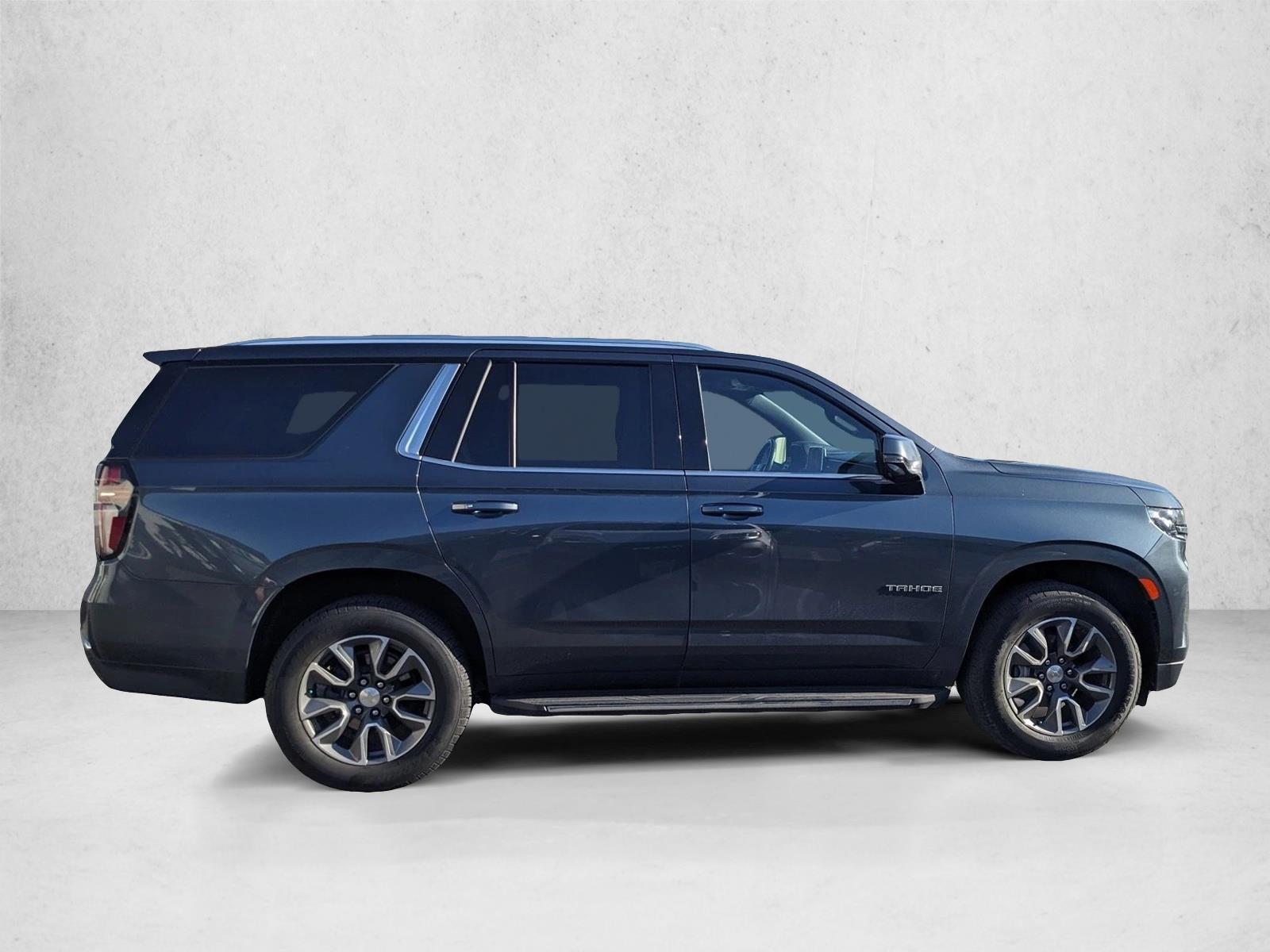 2021 Chevrolet Tahoe LT photo 4