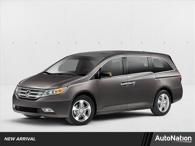 2011 Honda Odyssey Touring's photo