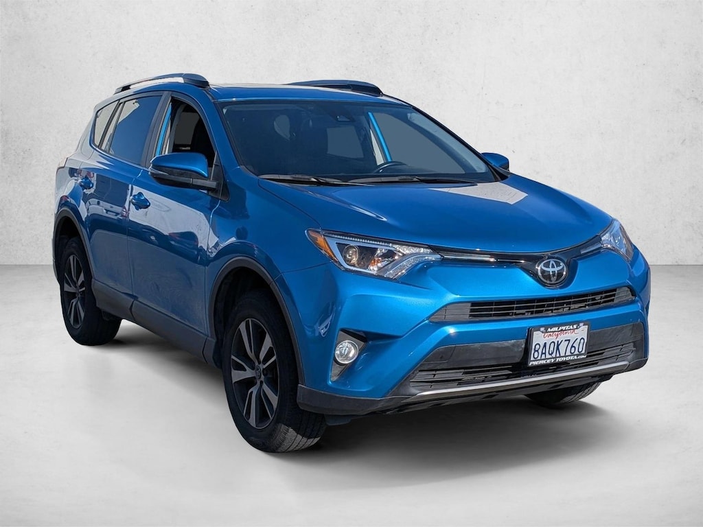Used 2018 Toyota RAV4 XLE SUV